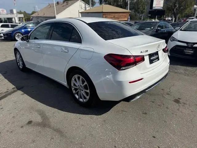 2021 Mercedes-Benz A 220 A 220