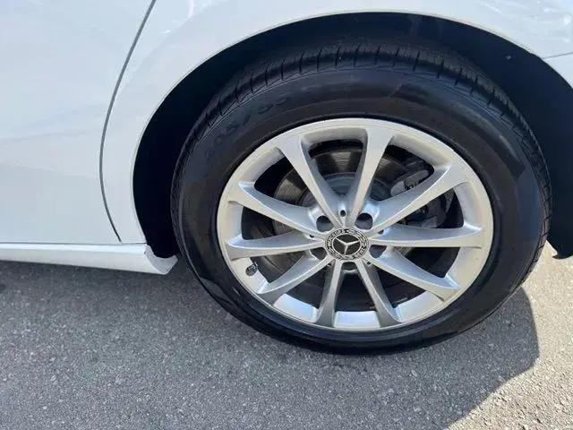 2021 Mercedes-Benz A 220 A 220