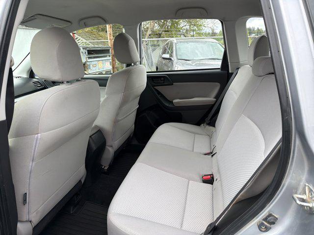 2015 Subaru Forester 2.5i