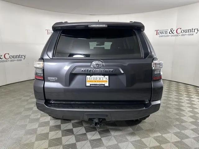 2022 Toyota 4Runner SR5 Premium