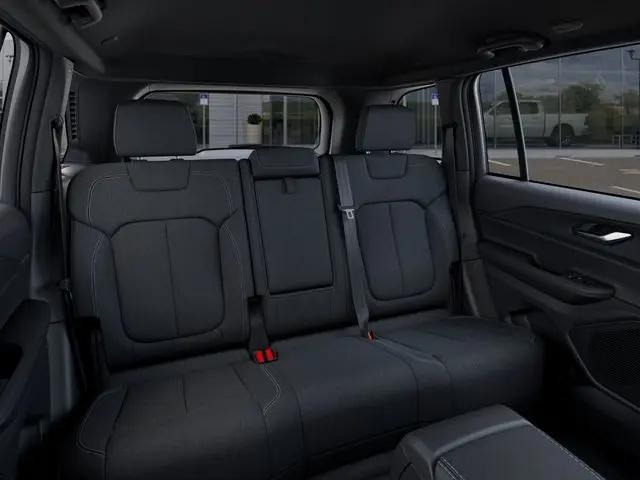 2026 Jeep Grand Cherokee Laredo 4x2