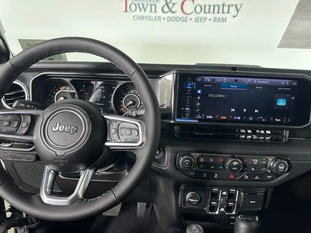 2026 Jeep Wrangler 4-Door Sahara 4x4