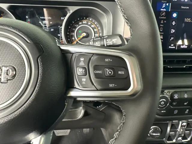 2026 Jeep Wrangler 4-Door Sahara 4x4
