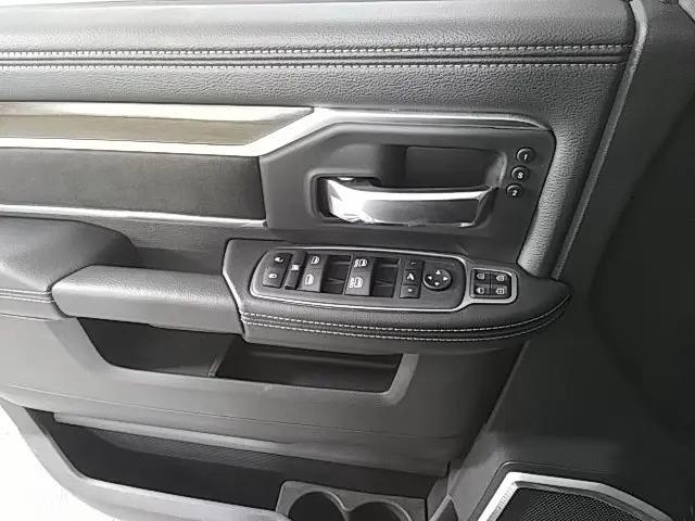 2023 Ram 2500 Laramie Crew Cab 4x4 64 Box