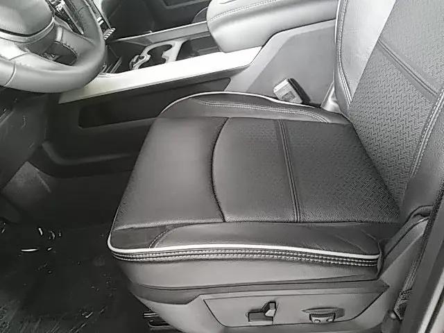 2023 Ram 2500 Laramie Crew Cab 4x4 64 Box