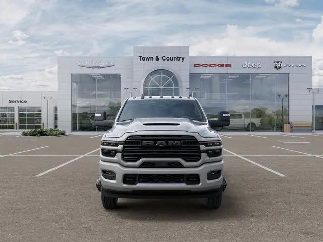 2026 Ram 3500 Laramie Crew Cab 4x4 8' Box
