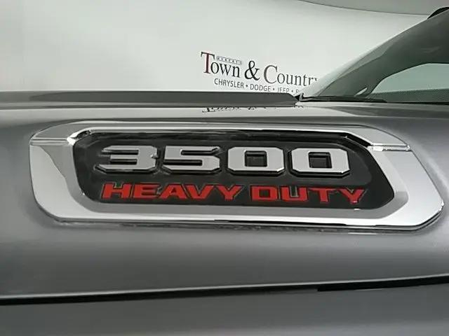 2023 Ram 3500 Laramie Crew Cab 4x4 8' Box