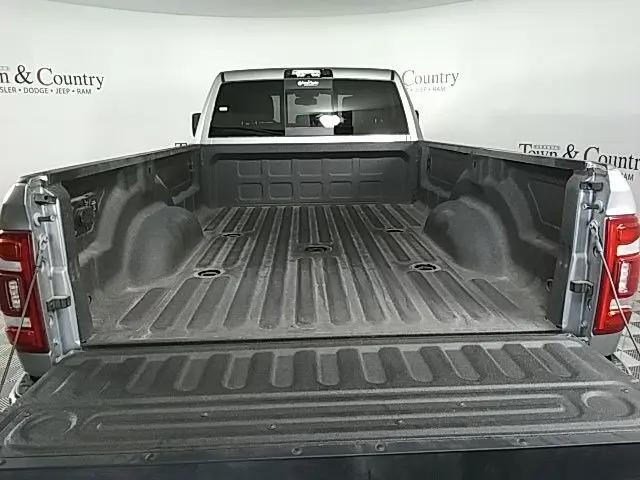 2023 Ram 3500 Laramie Crew Cab 4x4 8' Box