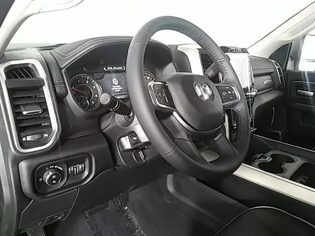 2023 Ram 3500 Laramie Crew Cab 4x4 8' Box