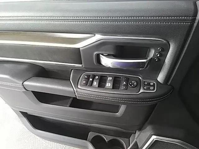 2023 Ram 3500 Laramie Crew Cab 4x4 8' Box