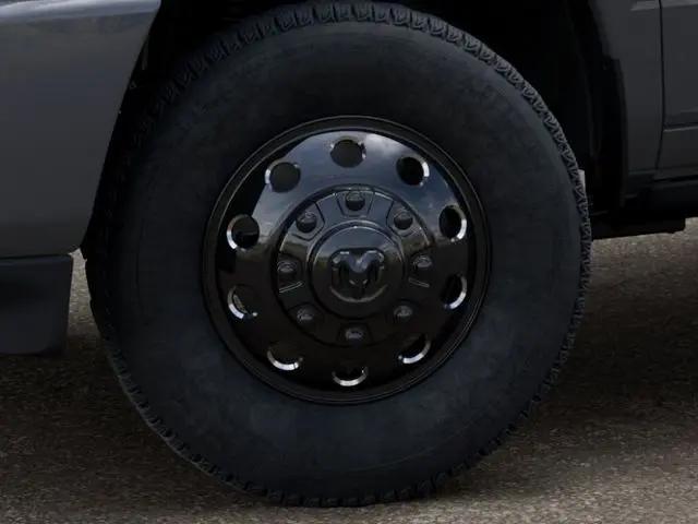 2026 Ram 3500 Laramie Mega Cab 4x4 6'4" Box