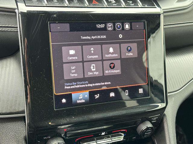 2024 Jeep Grand Cherokee L Laredo 4x4