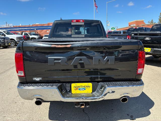 2017 Ram 1500 Big Horn Crew Cab 4x4 6'4" Box