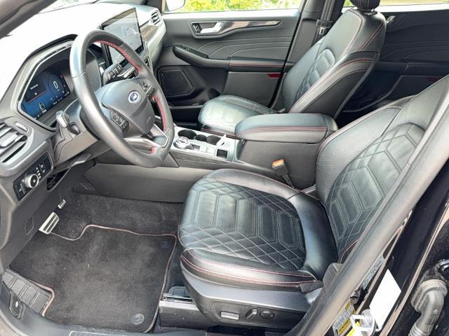 2023 Ford Escape ST-Line Elite