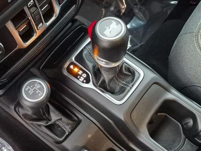 2024 Jeep Wrangler 4xe Sahara 4xe