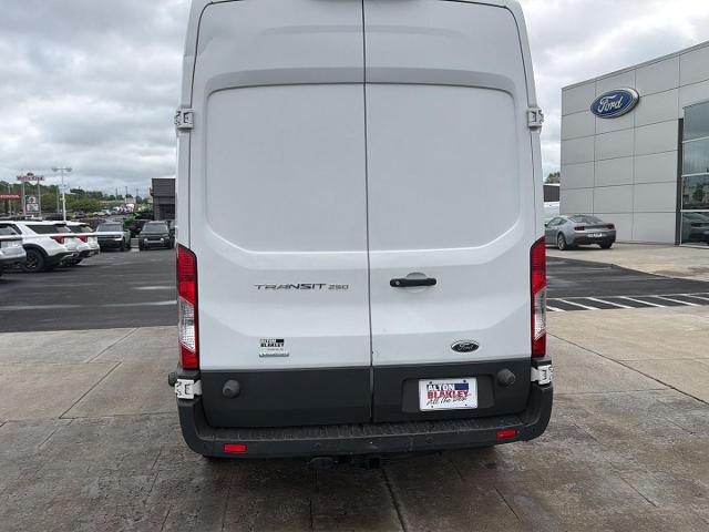 2018 Ford Transit 148 WB High Roof Cargo