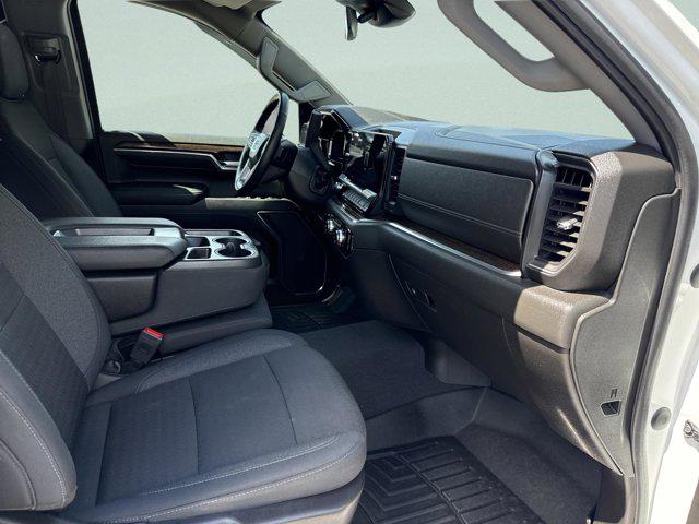 2023 GMC Sierra 1500 2WD Crew Cab Short Box SLE