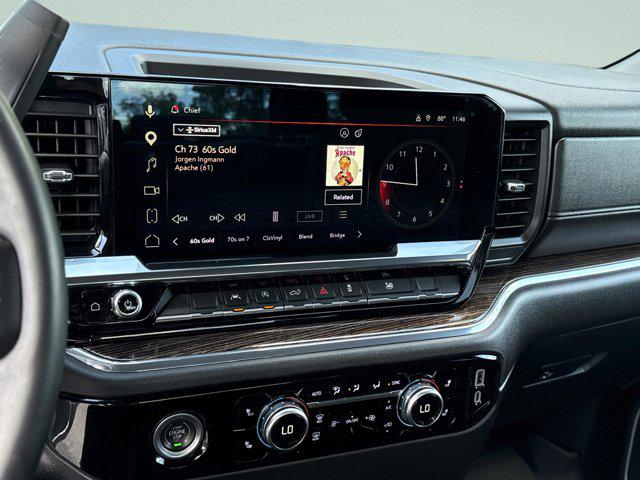 2023 GMC Sierra 1500 2WD Crew Cab Short Box SLE