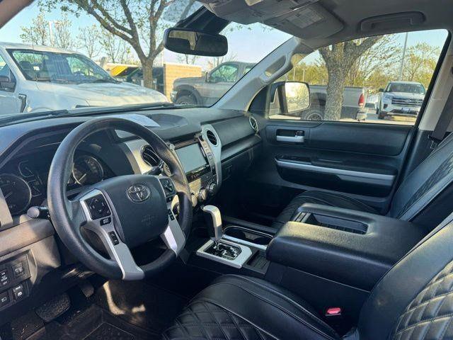 2018 Toyota Tundra SR5 5.7L V8