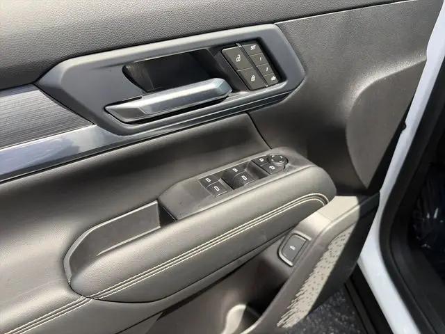 2025 GMC Terrain AWD Elevation