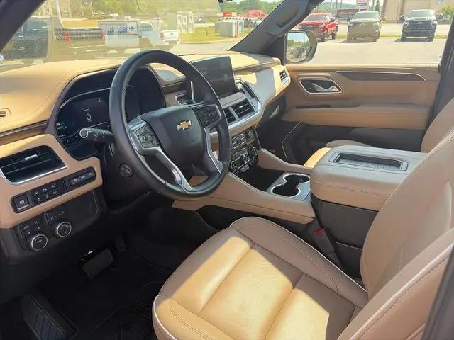2024 Chevrolet Suburban 4WD Premier