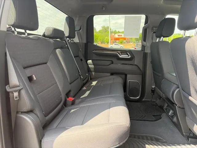 2023 GMC Sierra 1500 4WD Crew Cab Short Box Elevation with 3VL