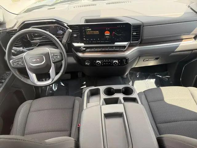 2023 GMC Sierra 1500 4WD Crew Cab Short Box Elevation with 3VL