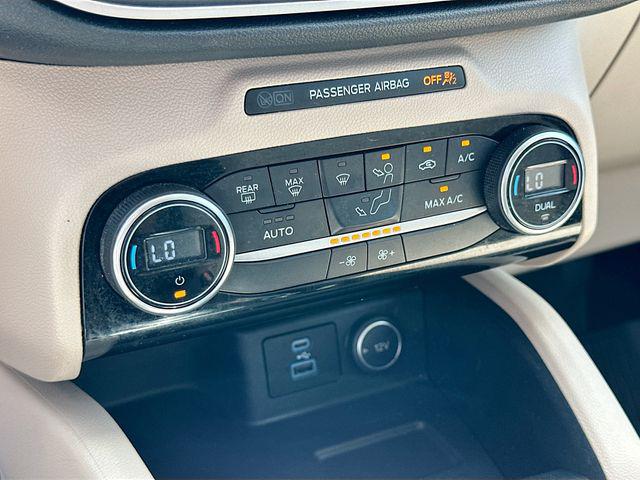 2021 Ford Escape SE Hybrid