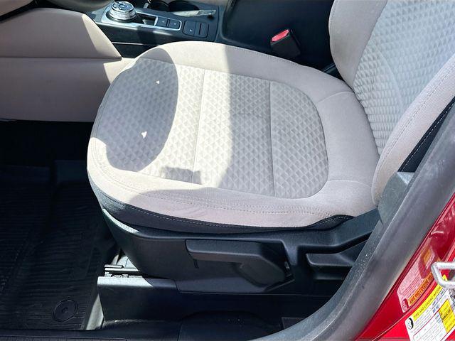 2021 Ford Escape SE Hybrid