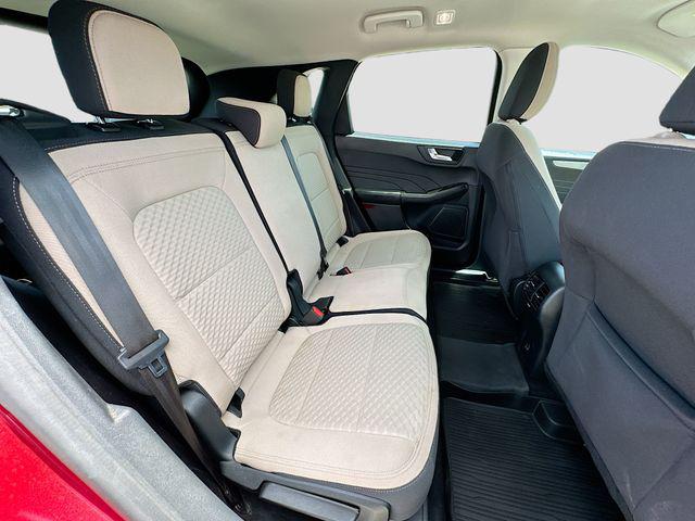 2021 Ford Escape SE Hybrid