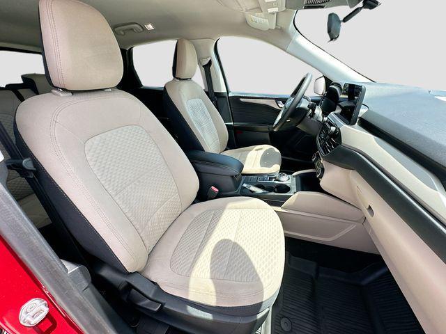 2021 Ford Escape SE Hybrid