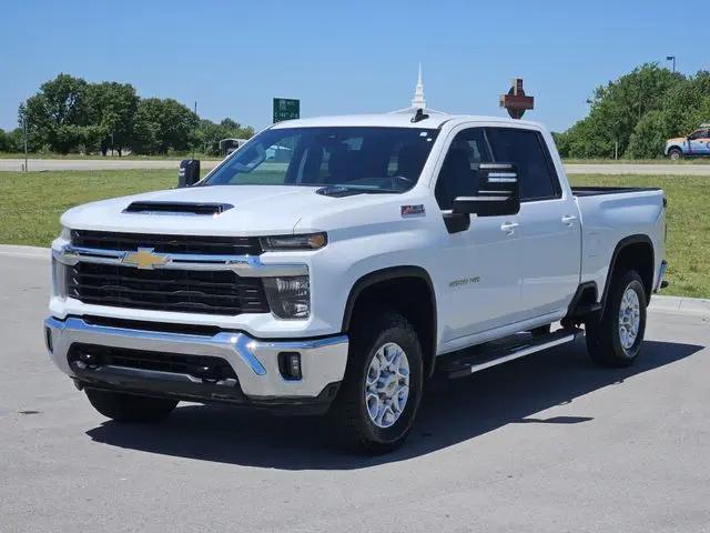2025 Chevrolet Silverado 2500HD 4WD Crew Cab Standard Bed LT