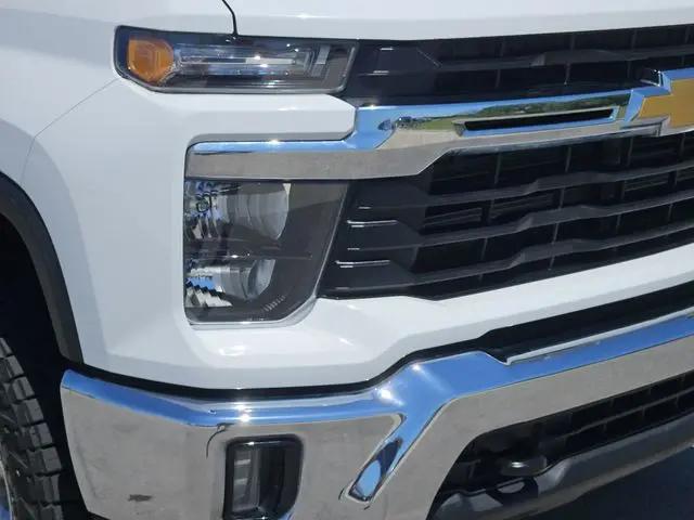 2025 Chevrolet Silverado 2500HD 4WD Crew Cab Standard Bed LT