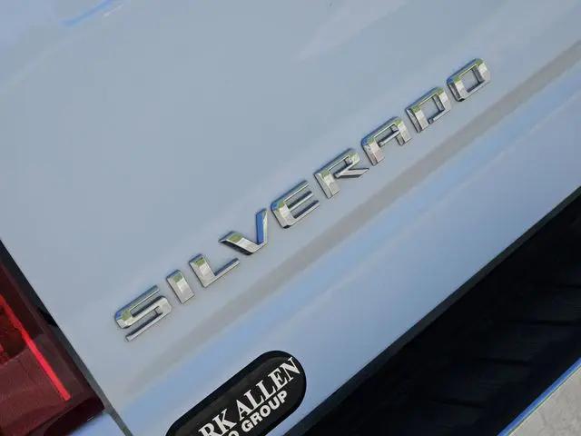 2025 Chevrolet Silverado 2500HD 4WD Crew Cab Standard Bed LT