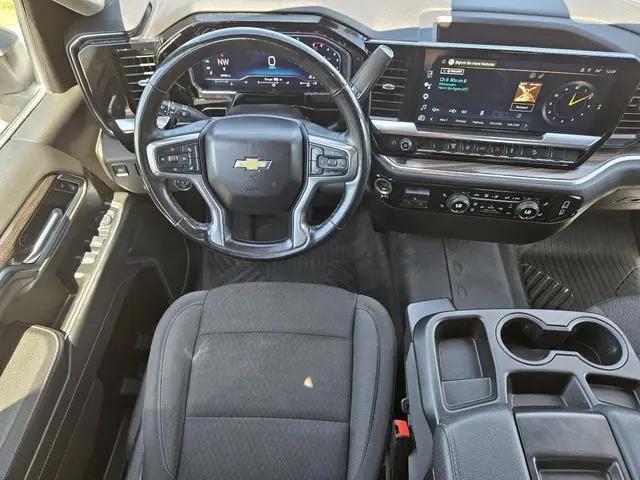 2025 Chevrolet Silverado 2500HD 4WD Crew Cab Standard Bed LT