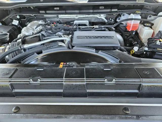 2025 Chevrolet Silverado 2500HD 4WD Crew Cab Standard Bed LT