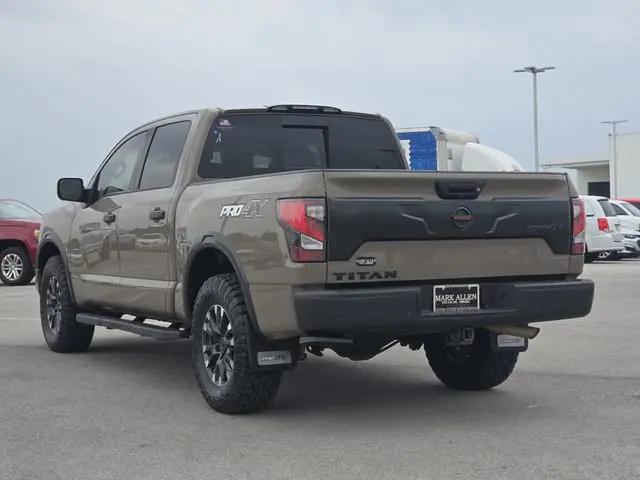 2021 Nissan Titan Crew Cab PRO-4X 4x4