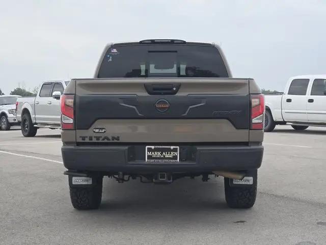 2021 Nissan Titan Crew Cab PRO-4X 4x4