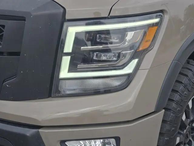 2021 Nissan Titan Crew Cab PRO-4X 4x4