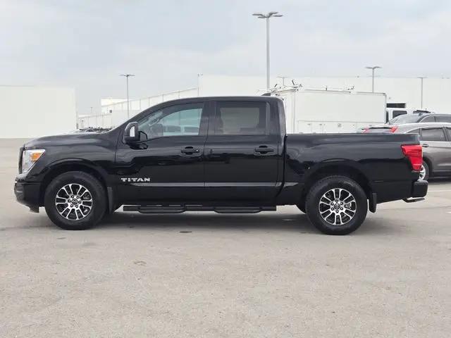 2024 Nissan Titan Crew Cab SV 4x2