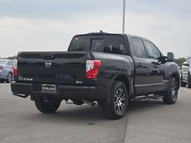 2024 Nissan Titan Crew Cab SV 4x2