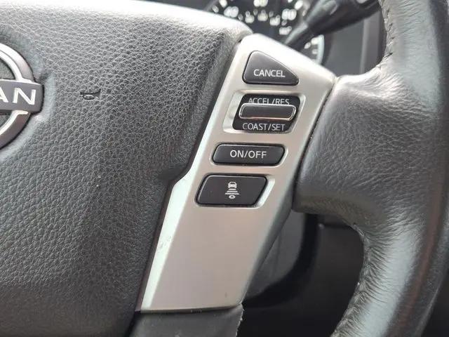 2024 Nissan Titan Crew Cab SV 4x2