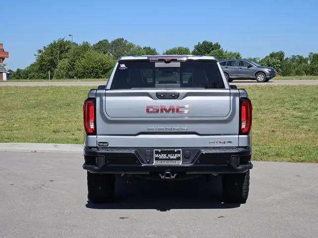 2023 GMC Sierra 1500 4WD Crew Cab Short Box AT4X