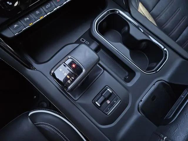 2023 GMC Sierra 1500 4WD Crew Cab Short Box AT4X