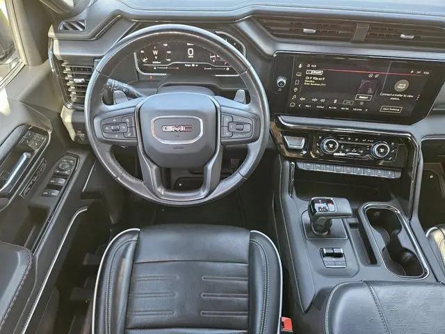 2023 GMC Sierra 1500 4WD Crew Cab Short Box AT4X