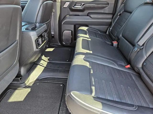 2023 GMC Sierra 1500 4WD Crew Cab Short Box AT4X