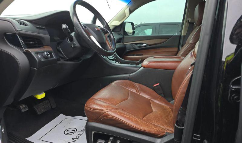 2015 Cadillac Escalade Luxury