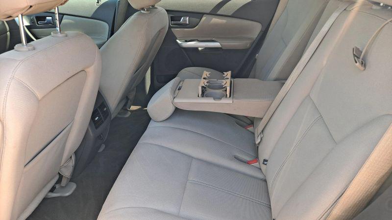 2013 Ford Edge SE