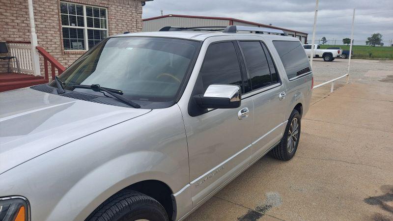 2015 Lincoln Navigator L Base