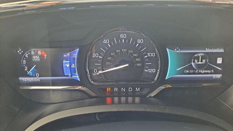 2015 Lincoln Navigator L Base